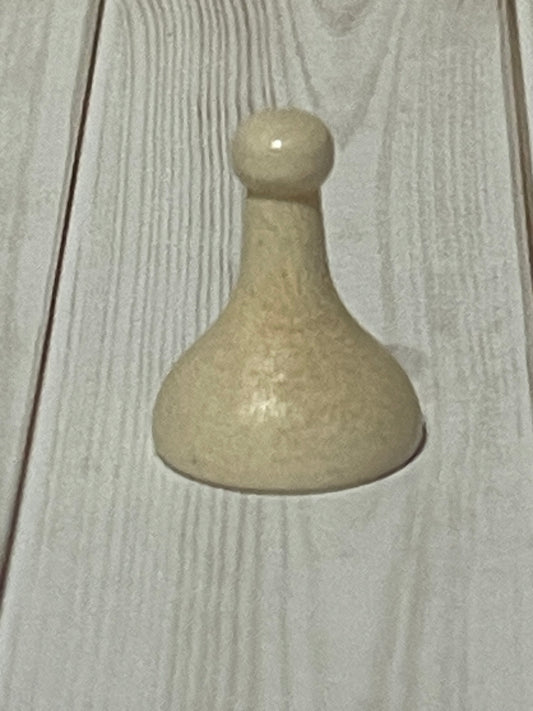 Clue - Vintage 1960's Replacement Cream White Wooden Token